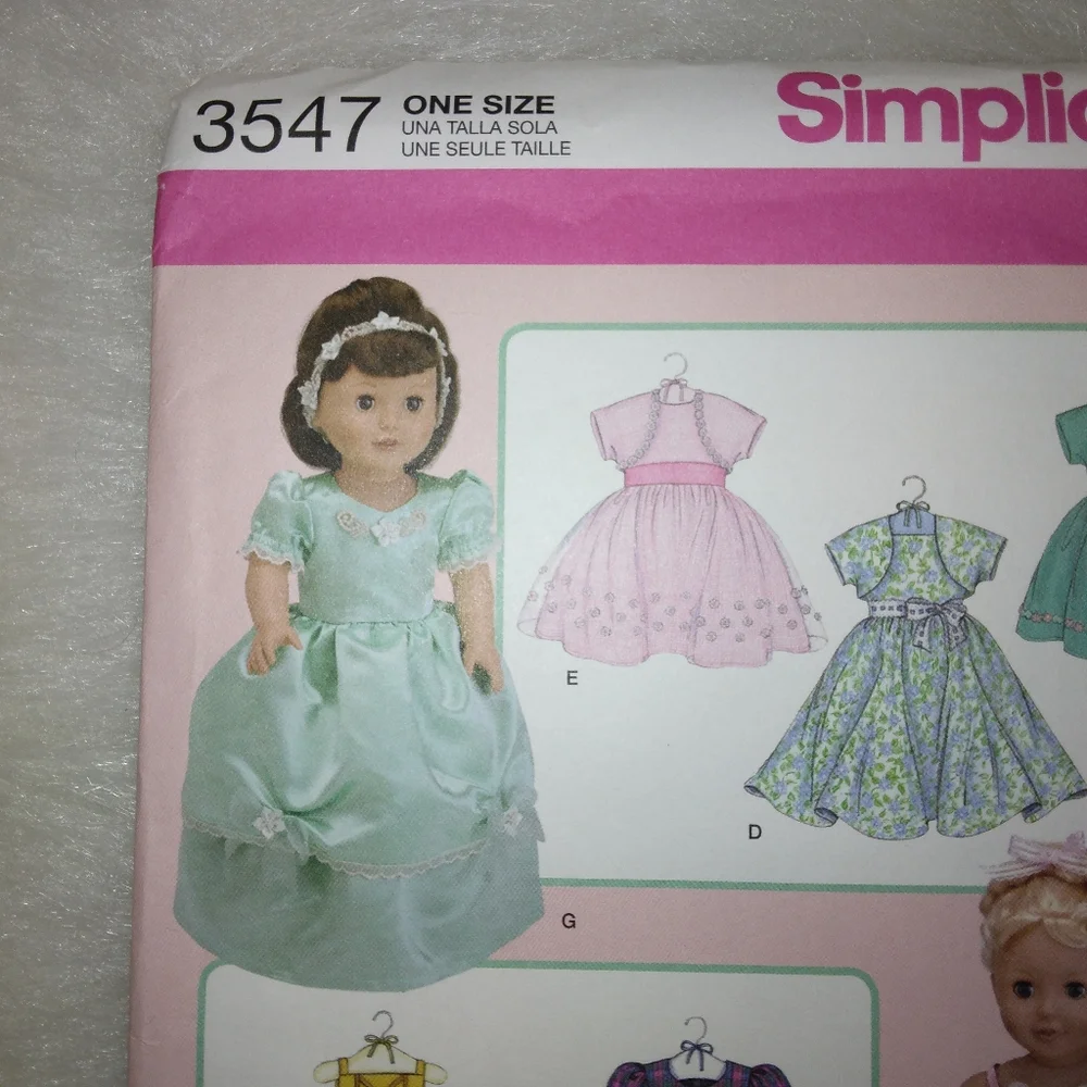 Simplicity 3547 Gowns & Dresses for American Girl Doll and 18